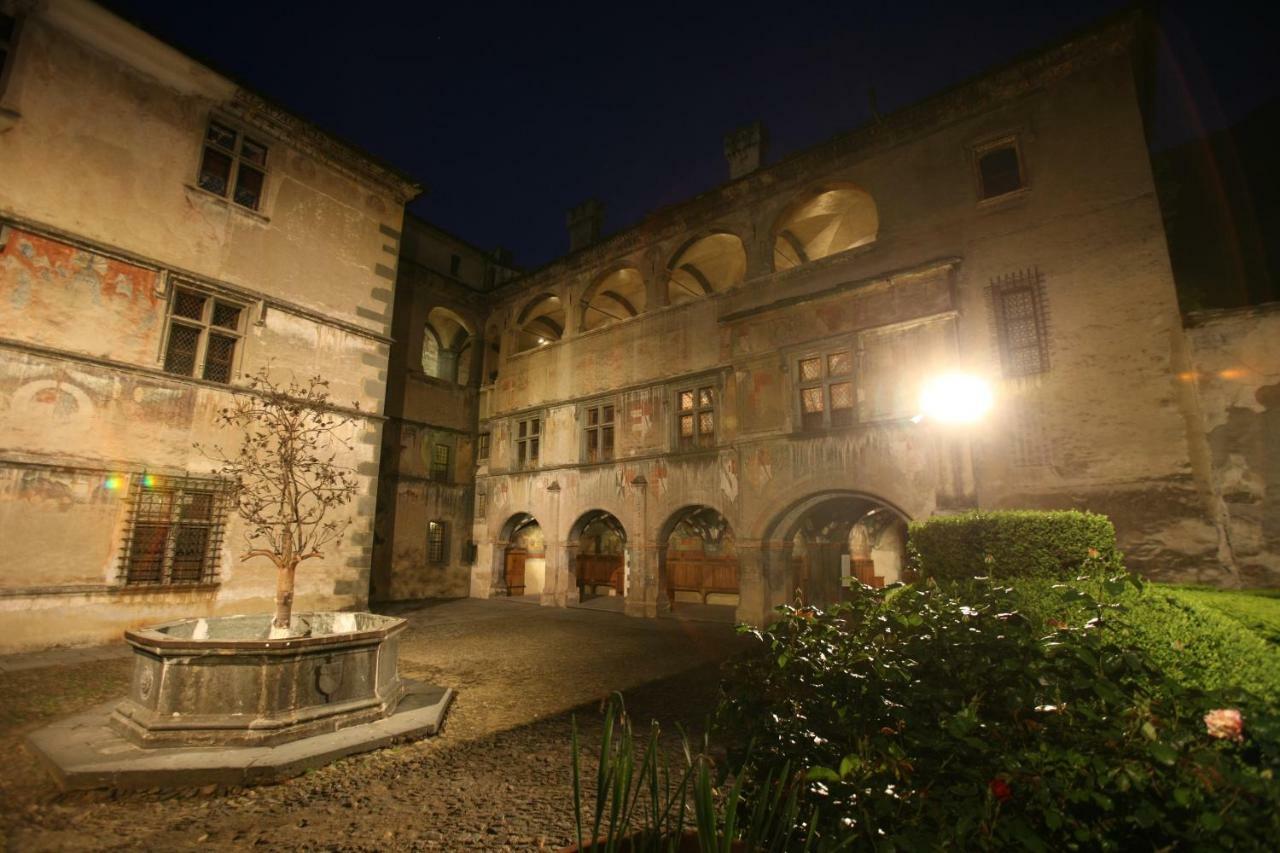 Maison Cassius Issogne Экстерьер фото